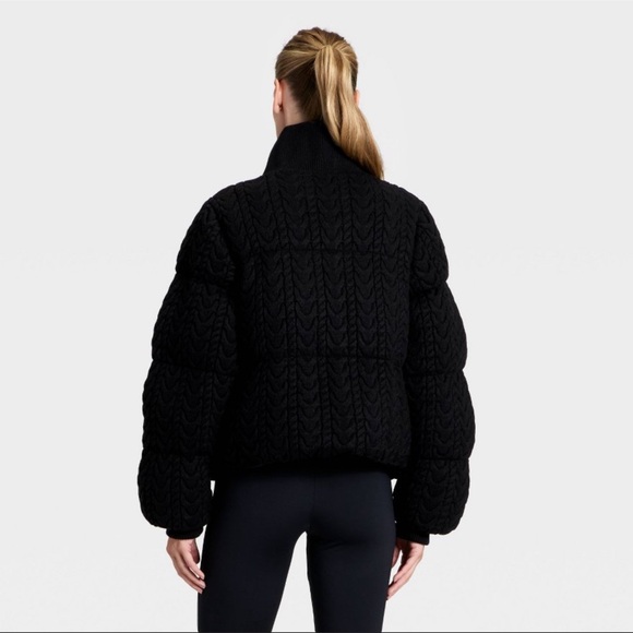 All In Motion™ Women's Puffer Jacket - Black L - Sold Out - Picture 2 of 16